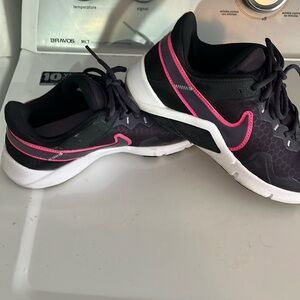 Nike Legend Essential 2 Athletic Women's Workout Shoes